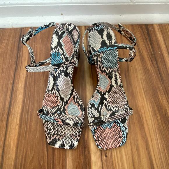 AMARO Brazil Blue Pink Snakeskin Strappy Block Heel Sandals Size 8 - Picture 3 of 9